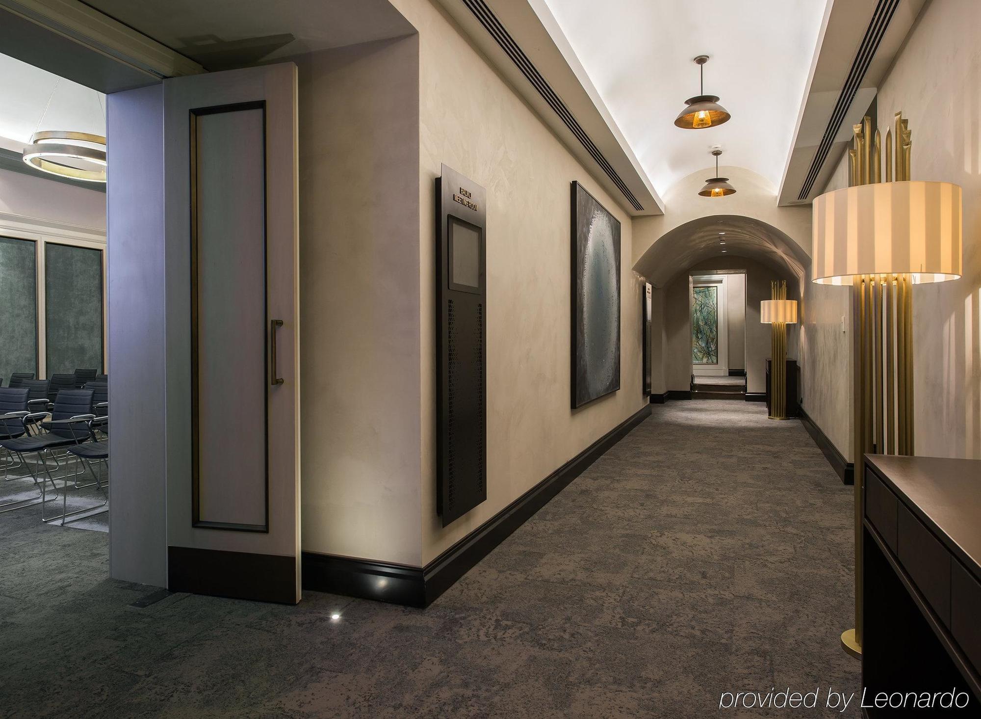10 Karakoy Hotel Istanbul Exterior foto A corridor
