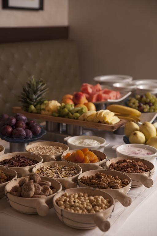 10 Karakoy Hotel Istanbul Exterior foto Healthy breakfast