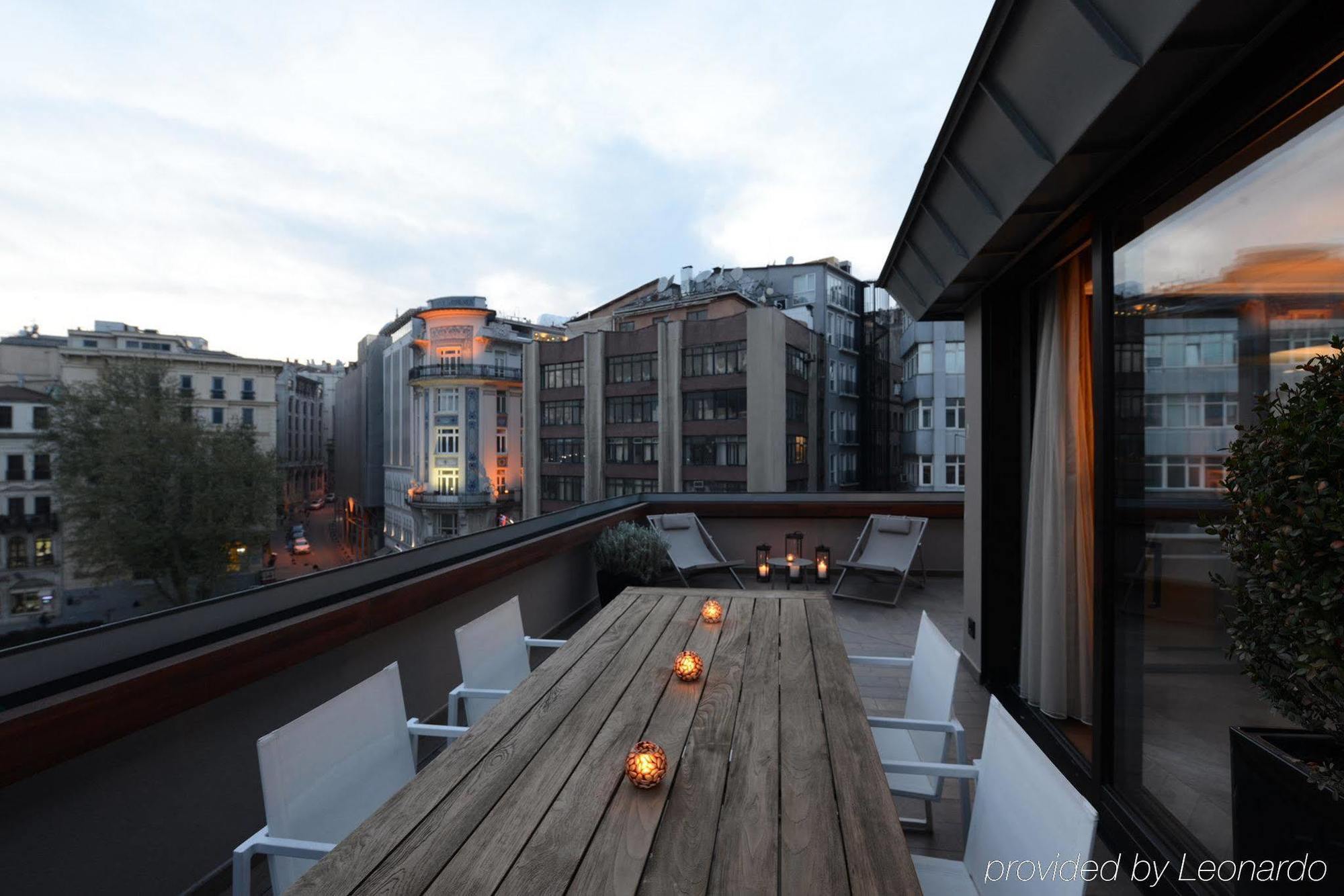 10 Karakoy Hotel Istanbul Exterior foto Rooftop terrace