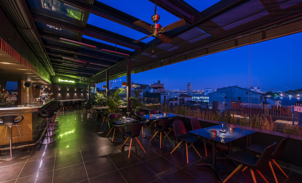 10 Karakoy Hotel Istanbul Exterior foto Sky Bar